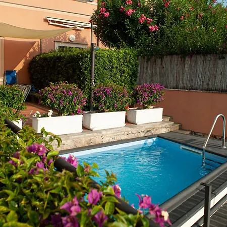 Margi Villa *