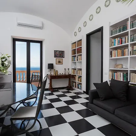 Margi Villa Vico Equense